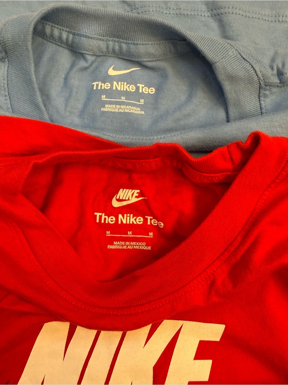 Boys Nike & Jordan Graphic Tee Bundle - Red, Black, Light Blue - Picture 4 of 4